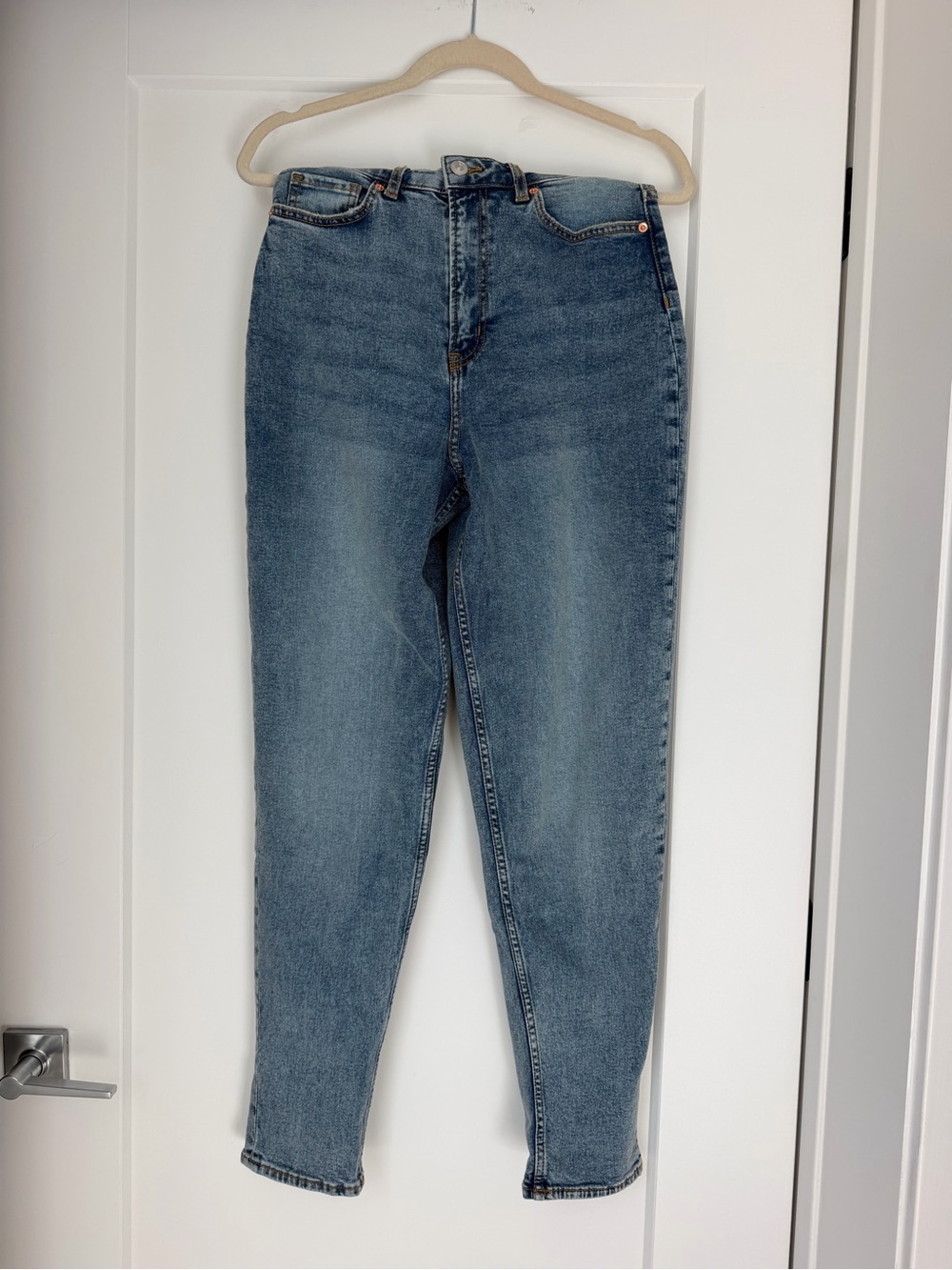 H&M High-Rise Tapered Jeans - Medium Blue